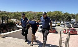 Kadınlara dehşeti yaşattı: Evlerine girmeye çalışan erkek tutuklandı