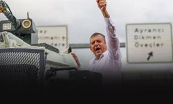 YENi Parti İzmir’de taşınma telaşı... Özel gelecek!
