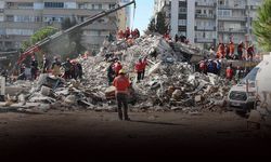 Uzmanından İzmir için deprem uyarısı: Her ay 3-5 tane binayı dönüştürmek yetmez!