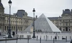 Dünyaca ünlü Louvre Müzesi kapanabilir