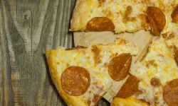 Ünlü pizza zinciri şubelerini kapatıyor
