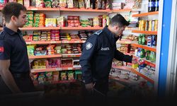 Buca’da okul çevrelerinde sıkı denetim! Zabıta ekipleri mercek altına aldı