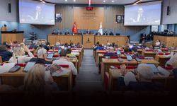 Büyükşehir Meclisinde 'dengeleri' değiştiren istifa: Yıllar sonra bir ilk yaşanacak!
