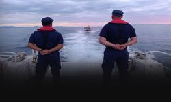 Didim açıklarında sürüklenen teknedeki 3 kişi kurtarıldı