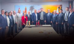 Gümrükçü'den siyasi partilere ziyarette net mesaj: İzmir'in iradesini yok sayanlarla hesaplaşacağız!