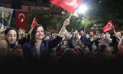 Karabağlar’da Cumhuriyet coşkusu sokaklara taştı!