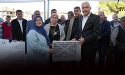 Kemalpaşa Belediyesi'nden çiftçiye can suyu: 4 bin zeytin kasası dağıtıldı!