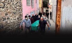 Yalnız yaşadığı evinde ölü bulundu!