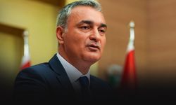 CHP’li Sarı’dan Özel’e sert sözler: İzmir halkından özür dile!