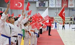 Tatami ve minderde Cumhuriyet coşkusu!