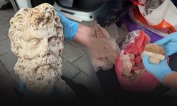 İzmir’de tarihi eser operasyonu: 2 bin yıllık Zeus heykel başı ele geçirildi