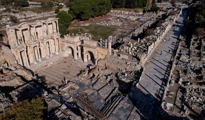 İzmir'in antik kentleri ziyaretçilerini bekliyor!