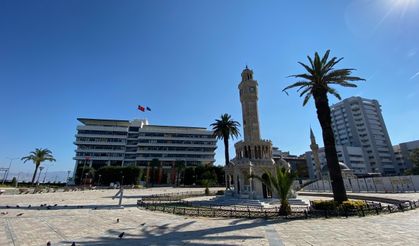 İzmir kısıtlamayla birlikte yeniden sessizliğe büründü!