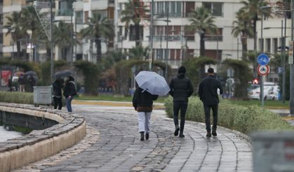 İzmir'de sağanak etkisini sürdürüyor!