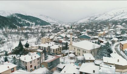 İzmir'in o ilçesi beyaza büründü