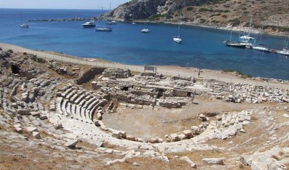 Knidos'un tarihi yapıları kazı ve restorasyonla ayağa kaldırılıyor