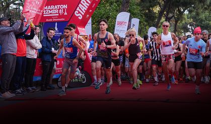 8 bin sporcunun katıldığı İzmir Maratonu start aldı!