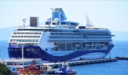 Bodrum'a iki kruvaziyerle 2 bin 482 yolcu geldi