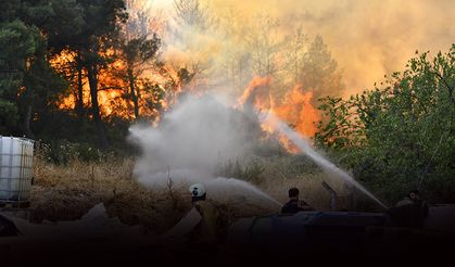 Kabus bir türlü bitmek bilmiyor: İzmir yanıyor!