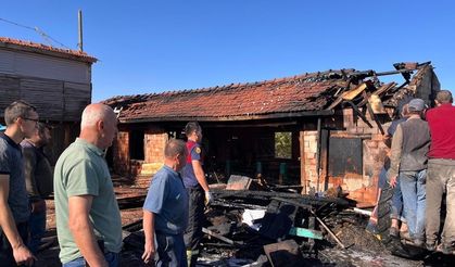 Hızar atölyesinde çıkan yangın söndürüldü