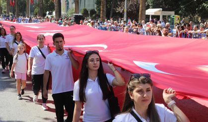 Denizli'de Zafer Bayramı coşkuyla kutlandı