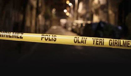 Tamir etmek istediği tırın altında kaldı... Feci şekilde can verdi!