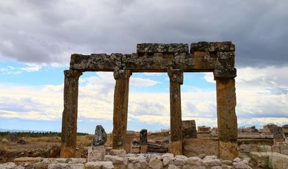 Blaundos'un 2 bin yıllık stadyumu gün yüzüne çıkarılıyor