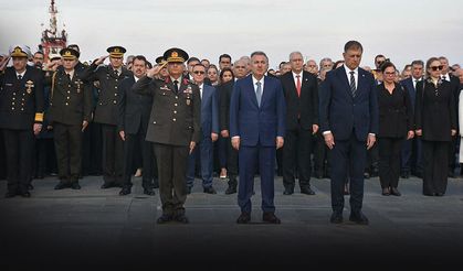 İzmir 09.05’te Ata için sessizliğe büründü