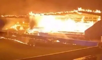 Takımları küme düştü: Taraftarlar stadyumu yaktı