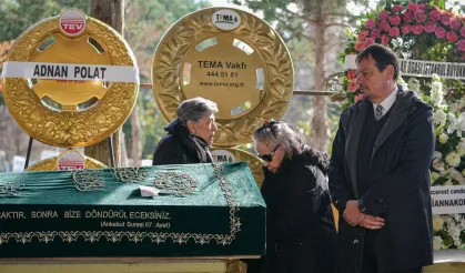 Ergin Ataman'ın annesi son yolculuğuna uğurlandı