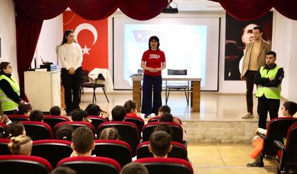 Bayraklı’da sıfır atık bilinci küçük yaşta başlıyor