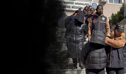 İzmir'de fuhuş operasyonu: Çok sayıda tutuklama!