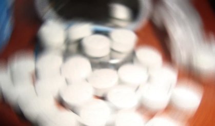 İzmir'de şoke eden olay: Alevlerin arasından uyuşturucu çıktı