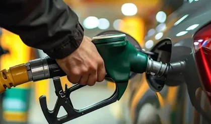 Petrol yeniden 100 doların üstüne çıktı: Akaryakıta zam göründü!