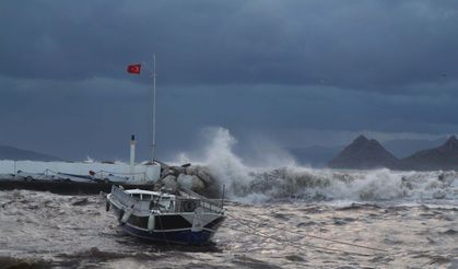 Bodrum'da feribota kuvvetli rüzgar engeli