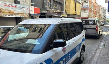 Sağlık personeli, yalnız yaşadığı evinde ölü bulundu