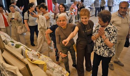 Bornova’da kadın emeği sanatla buluştu