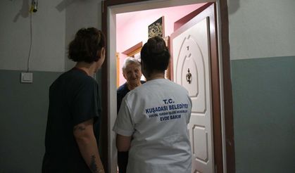 Kuşadası Belediyesi Evde Bakım Birimi'nden Babalar Günü ziyareti