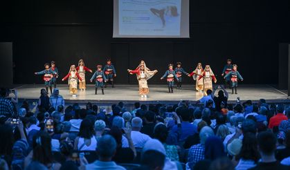 Bornova'da kursiyerlerden görsel şölen
