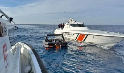 Fethiye açıklarında 35 düzensiz göçmen yakalandı