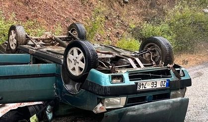 Denizli'de takla atan otomobildeki baba öldü, kızı yaralandı