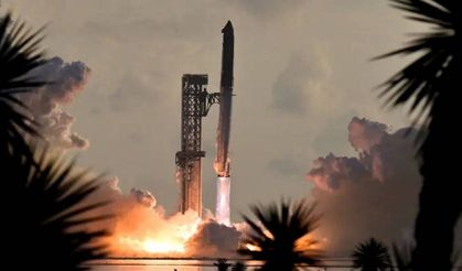 SpaceX'in Starship roketi ilk kez yörüngeye ulaştı!