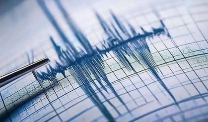 Tsunami alarmı verildi… Panama’da 7,6 büyüklüğünde deprem