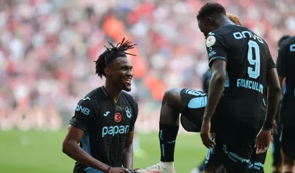 Karadeniz derbisinde kazanan Trabzonspor