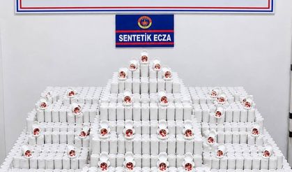 Manisa'da 'zehir' baskını: 86 bin 654 sentetik ecza ele geçirildi!
