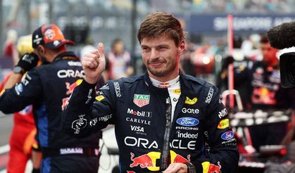 Singapur'da pole pozisyonu Verstappen'in