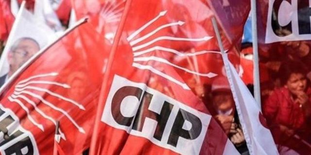 CHP İzmir'de 3 il yöneticisi istifa etti