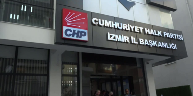 CHP İzmir İl Başkanı Aslanoğlu koltuğa oturuyor… Yönetimin istifasını isteyecek!