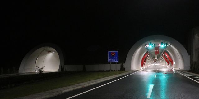 Bakan Karaismailoğlu'ndan Honaz Tüneli'nin açılışı öncesi inceleme! Mesafeyi 14 kilometre kısaltıyor