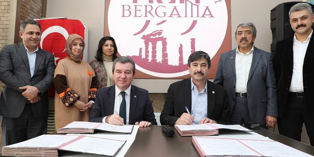 Bergama’da imzalar atıldı… Yüzde 120 zam yapıldı